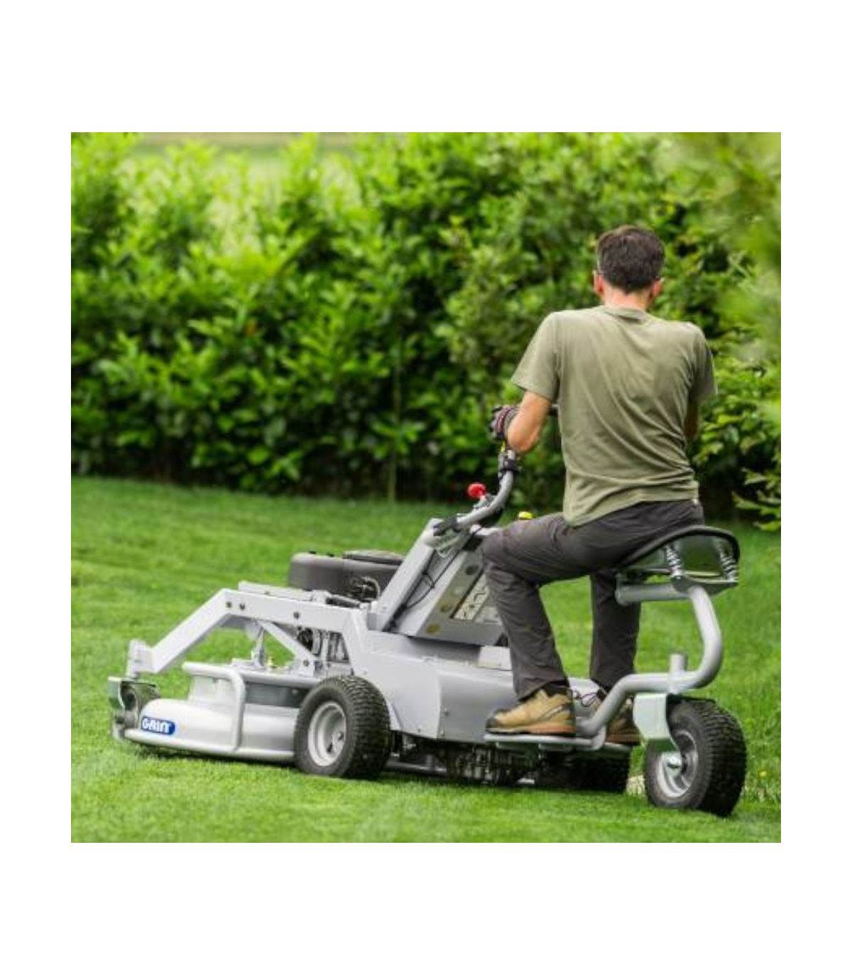 Professioneller 120-cm-Rasenmäher, Mulchfunktion, 7000 m²/h, Nullwendekreis - GRIN XM120A