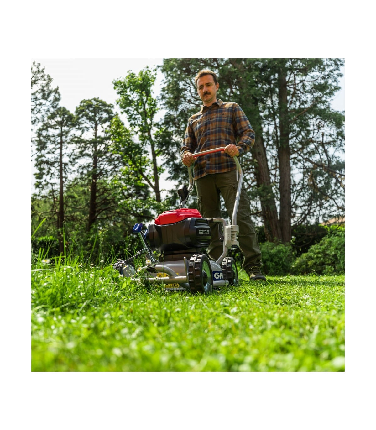 Professioneller 82-V-Akku-Rasenmäher, 1000 m² Laufzeit, Mulchfunktion – GRIN BM46-82V